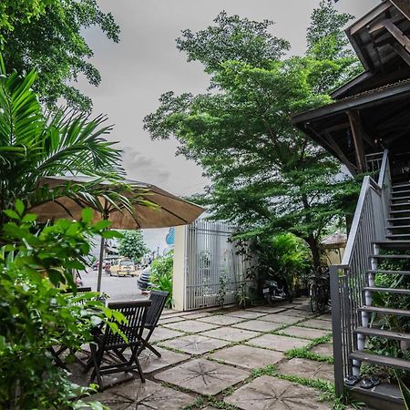 Makk Hotel Kampot Esterno foto