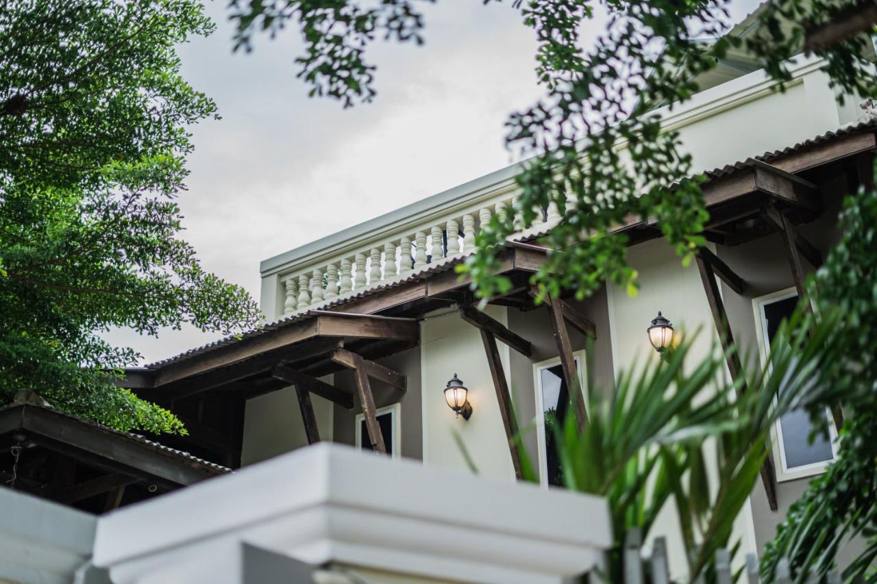 Makk Hotel Kampot Esterno foto