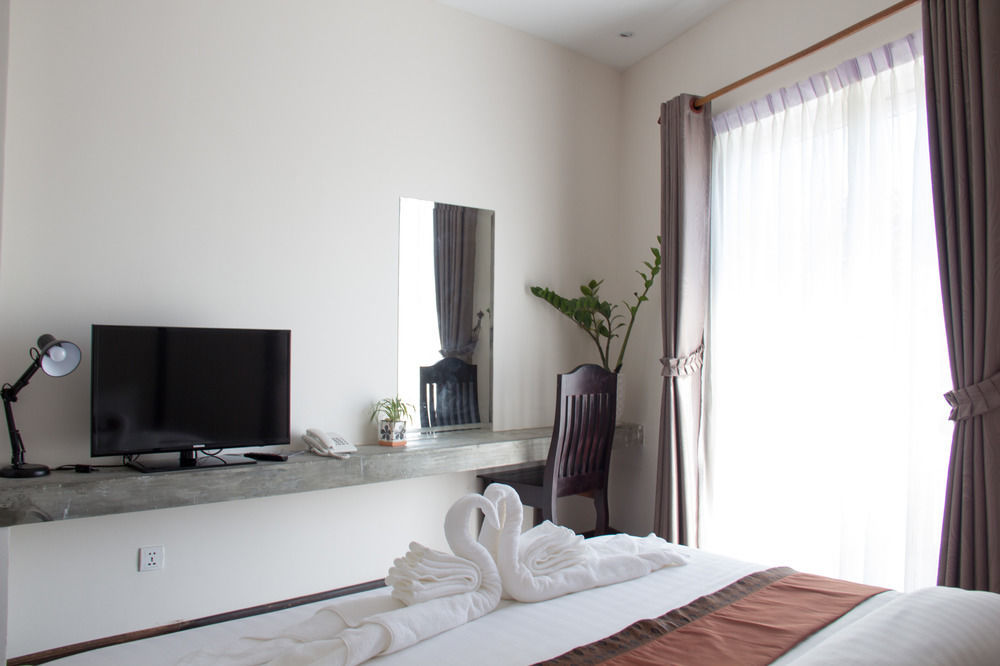Makk Hotel Kampot Esterno foto