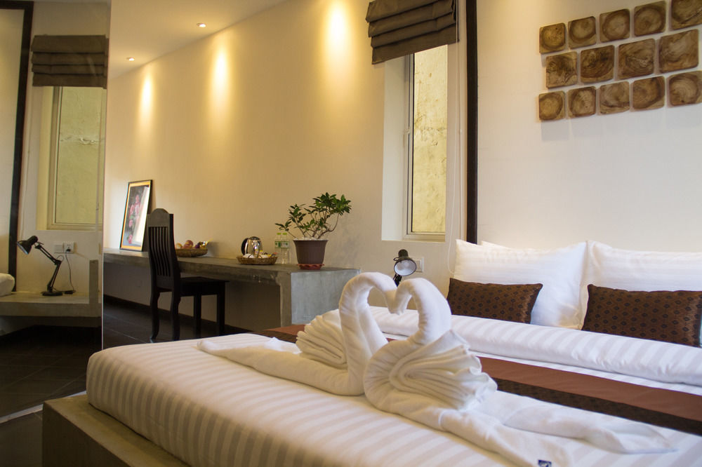 Makk Hotel Kampot Esterno foto