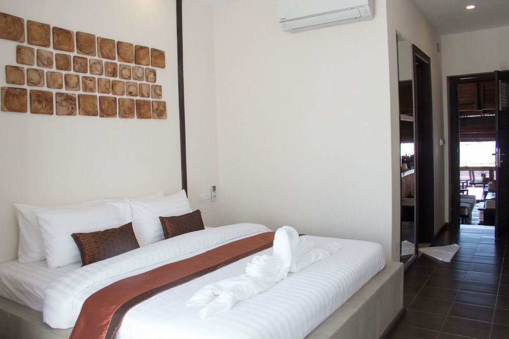 Makk Hotel Kampot Esterno foto
